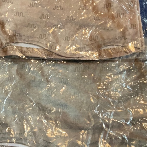 King Ranch Green Neck/Face Gaiter with KR Logo Pattern, NIP - Picture 2 of 6